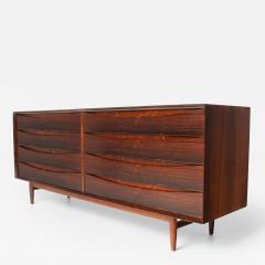 Arne Vodder Arne Vodder Brazilian Rosewood Dresser with Sculptural Drawer Fronts - 4434935