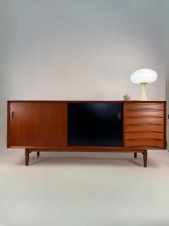 Arne Vodder Arne Vodder Model 29 Teak Credenza - 4302227