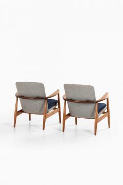 Arne Vodder Pair of Arne Vodder Easy Chairs in Wool Oak Teak by Bovirke 1952 - 4663747