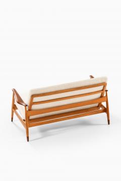 Arne Vodder Sofa in Beech and Fabric by Arne Vodder 1950s - 4530163