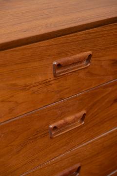 Arne Wahl Iversen Arne Wahl Iversen Tall Chest or Dresser - 4251350