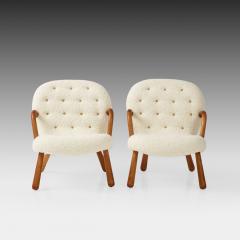 Arnold Madsen Rare Pair of Clam Chairs in Ivory Boucl by Arnold Madsen - 3035177