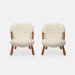 Arnold Madsen Rare Pair of Clam Chairs in Ivory Sheepskin by Arnold Madsen - 4184324
