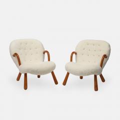Arnold Madsen Rare Pair of Clam Chairs in Ivory Sheepskin by Arnold Madsen - 4184326
