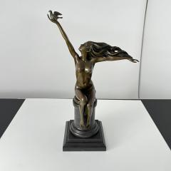 Art Deco Bronze Sculpture Woman with dove by A Gennarelli Paris circa 1925 - 4163676