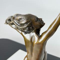 Art Deco Bronze Sculpture Woman with dove by A Gennarelli Paris circa 1925 - 4163686