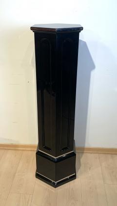 Art Deco Column or Pedestal Hexagonal Black Lacquer on Oak France circa 1930 - 1903809