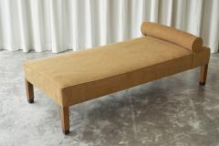 Art Deco Daybed Newly Upholstered in Stonewashed Linen 1930s - 4468765