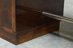 Art Deco Desk in Bookmatched Walnut Veneer 1930s - 4608325