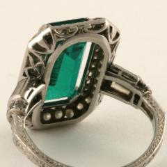 Art Deco Emerald Diamond and Platinum Ring - 1034552