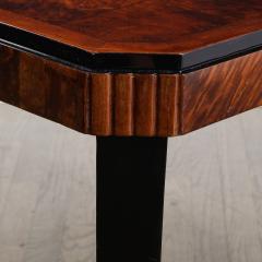 Art Deco Streamlined Cocktail Occasional Table in Book Matched Burled Walnut - 4654378