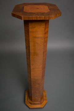 Art Deco Walnut Pedestal - 3724868