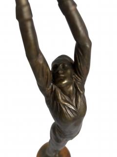 Art Deco bronze goalie soccer player standing on a round green onyx base - 4669610