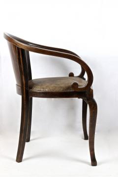 Art Nouveau Bentwood Armchair by Thonet Late 19th Century Austria circa 1895 - 3399006