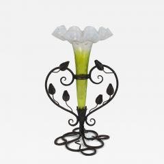 Art Nouveau French hand made iron epergne with a green Vaseline glass flower  - 4204122