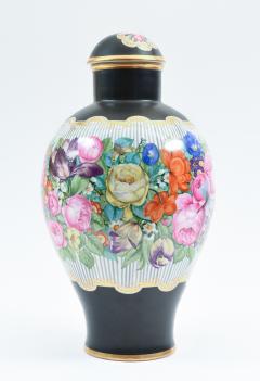 Art Nouveau German Porcelain Decorative Lidded Piece Vase  - 951267