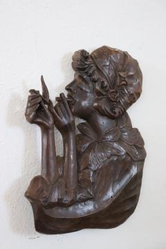 Art Nouveau Low Relief Sculpture in Walnut Woman with Cigarette - 3292100