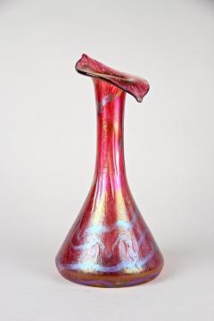 Art Nouveau Red Glass Vase by Fritz Heckert Jack In The Pulpit CZ circa 1901 - 4242652