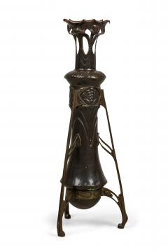 Art Nouveau bronze floor vase supported by 3 open design legs - 4650064