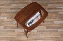 Arthur Umanoff Arthur Umanoff Spindle End Table w Magazine Shelf - 4051013