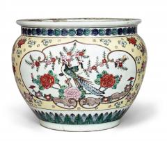 Asian Chinese Porcelain Floral Pot - 4519724
