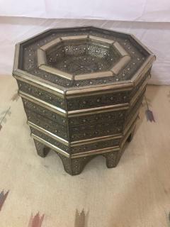 Atlas Showroom Hollywood Regency Center Cocktail Side Table Octagonal Shape in Brass - 1191090