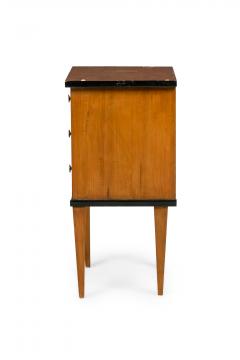 Austrian Biedermeier end table - 4170768