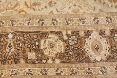 Authentic Persian Tabriz Handmade Wool Rug - 2446316