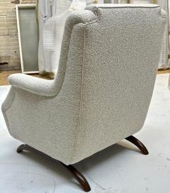 Awesome comfy pair of lounge chairs with rare horn shaped legs - 2410013