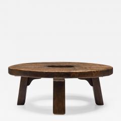 Axel Vervoordt Brutalist Round Coffee Table With Hole 1950s - 2225320