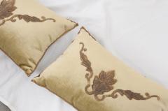 B VIZ DESIGN ANTIQUE TEXTILE PILLOWS - 947761