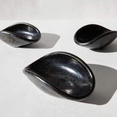 BLACK CERAMIC DISHES - 2917142