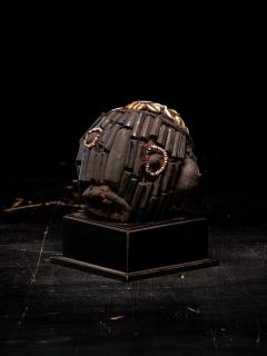 Bamileke Old Anthropomorphic Trophy Head embroidered with European Glass Beads - 4267704