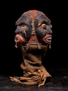 Bamileke Triple Cult head embroidered with dark blue European Glassbeads - 4755602