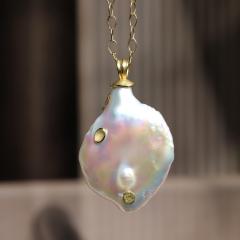 Barbara Heinrich Jumbo Iridescent Baroque Pearl Diamond Gold Necklace Barbara Heinrich 2025 - 4711222