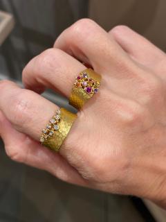 Barbara Heinrich White Diamond Yellow Gold Carved Glacier Ring Barbara Heinrich 2025 - 4711288