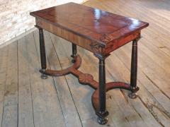 Baroque 17th Century Italian or Maltese Marquetry Center table or Desk - 1300951