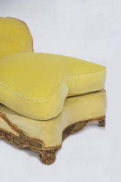 Baroque Armchair in Giltwood and Yellow Velvet - 3674140