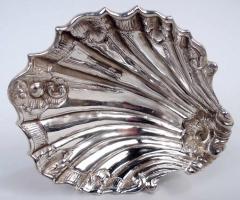 Baroque Classical Sterling Silver Scallop Shell Dolphin Footed Bowl - 4385994