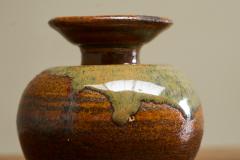 Beautiful Mid Century Red and Green Glazed Studio Pottery Vase 1960s - 4677352