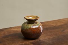 Beautiful Mid Century Red and Green Glazed Studio Pottery Vase 1960s - 4677384