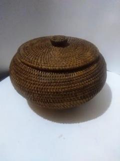 Beautiful Native American Hand Woven Basket - 3877882