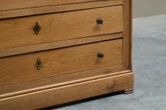 Beautiful Provincial Vernacular Chest of Drawers in Solid Oak 19th Century - 4582232