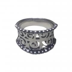 Beautiful Sterling Silver Woven Pattern Ring size 8 - 3763611