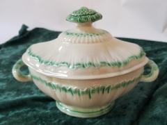 Beautiful pearlware classical form sauce tureen green shell edge  - 3339886