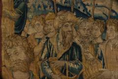 Belgian 17th Century Woven Tapestry of Kneeling King - 4198103