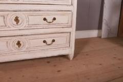 Belgian 1820s Cream Off white Painted Oak Commode with Three Drawers - 3592580