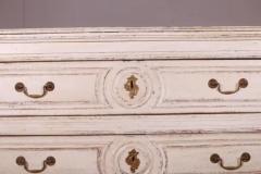 Belgian 1820s Cream Off white Painted Oak Commode with Three Drawers - 3592582