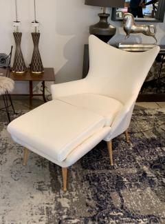 Ben Seibel MID CENTURY CHAIR AND OTTOMAN - 4124774