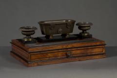 Benjamin Lewis Vulliamy A Regency inkstand in the form of an ancient Roman labrum flanked by urns - 4756481